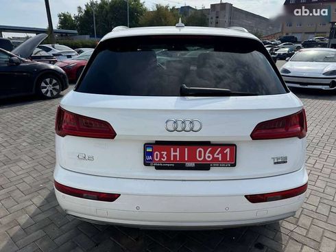 Audi Q5 2018 - фото 4