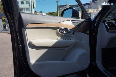 Volvo XC90 2016 - фото 18