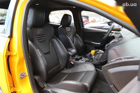 Ford Focus 2012 - фото 15