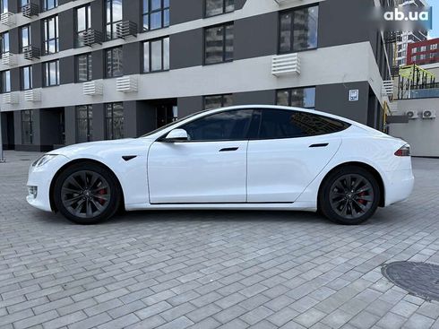 Tesla Model S 2019 - фото 2