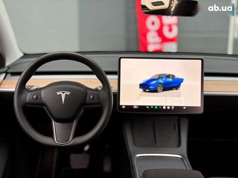 Tesla Model Y 2024 - фото 18