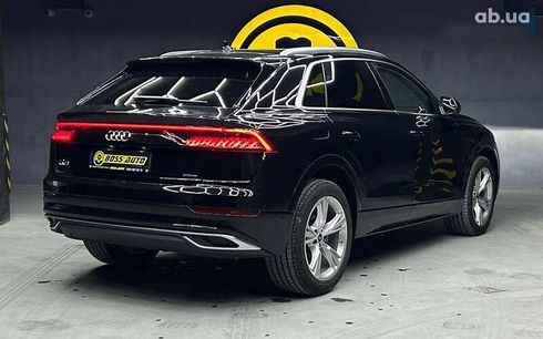 Audi Q8 2023 - фото 6