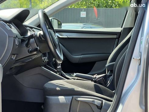 Skoda Octavia 2020 - фото 29