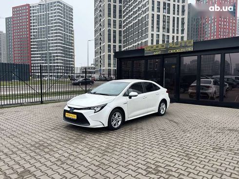 Toyota Corolla 2020 - фото 3