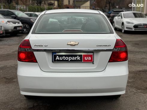 Chevrolet Aveo 2008 белый - фото 7