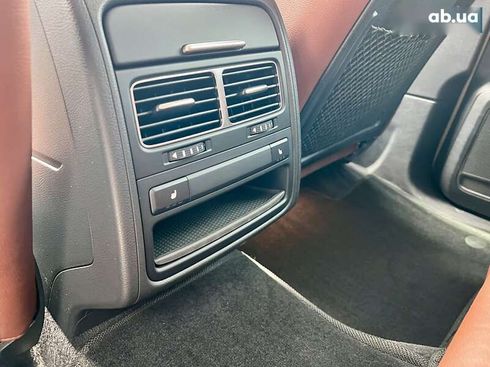 Volkswagen Touareg 2017 - фото 26