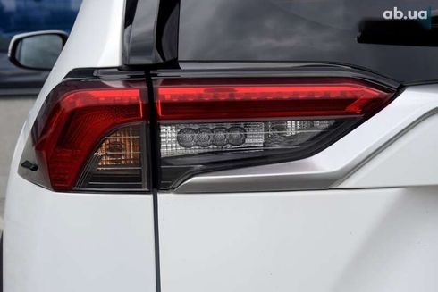 Toyota RAV4 2020 - фото 13