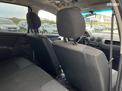 Renault Duster 2010 белый - фото 24