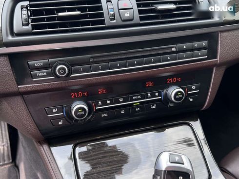 BMW 5 серия 2015 - фото 25