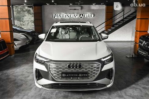 Audi Q4 e-tron 2023 - фото 2