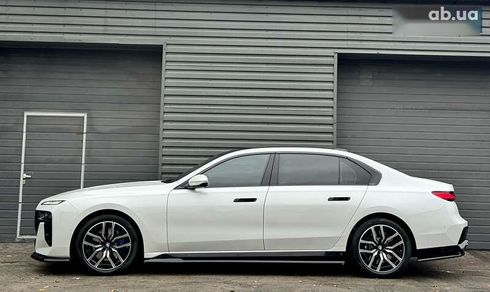 BMW 7 серия 2023 - фото 16