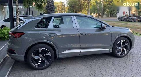 Audi Q4 e-tron 2025 - фото 7