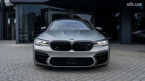 BMW M5 2018 - фото 2