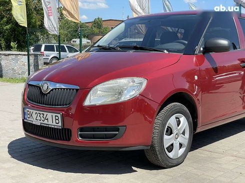Skoda Fabia 2008 - фото 4