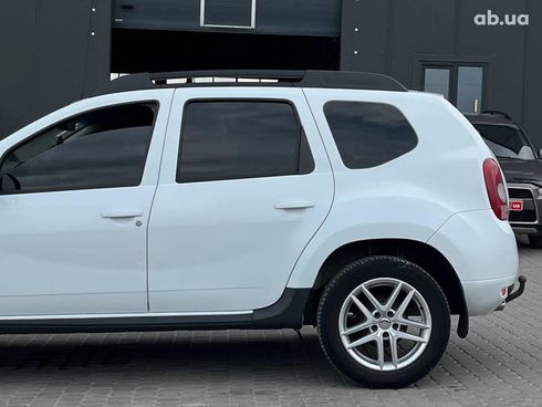 Renault Duster 2010 белый - фото 12