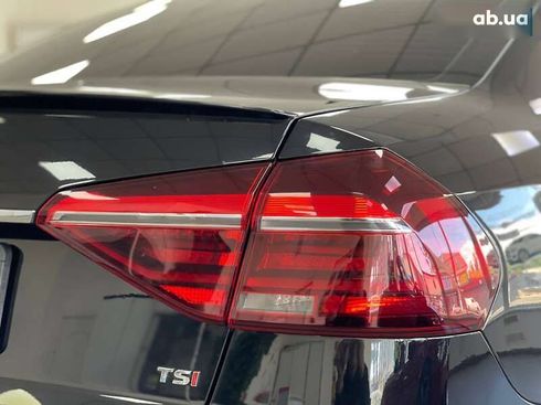 Volkswagen Passat 2017 - фото 12
