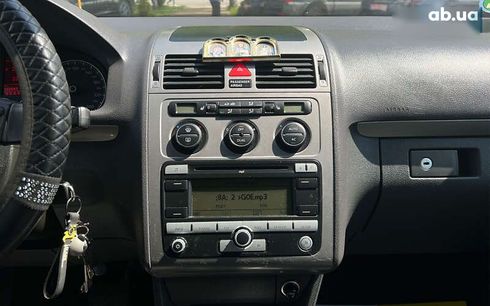 Volkswagen Touran 2008 - фото 13