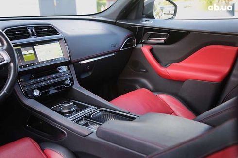 Jaguar F-Pace 2016 - фото 17