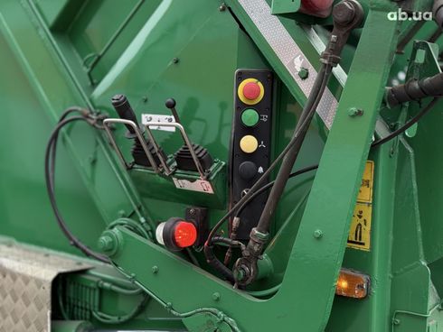 Renault Premium 2010 красный - фото 10