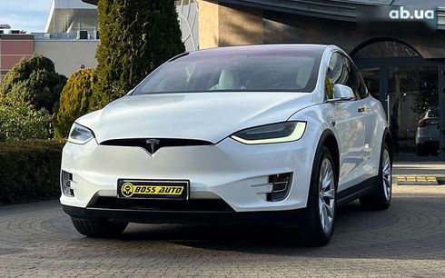 Tesla Model X 2018 - фото 3