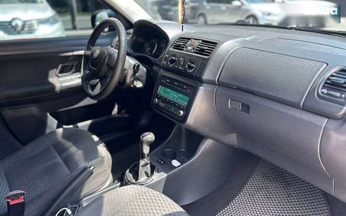 Skoda Fabia 2011 - фото 15