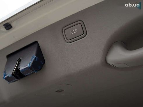 Kia Carnival 2014 - фото 15