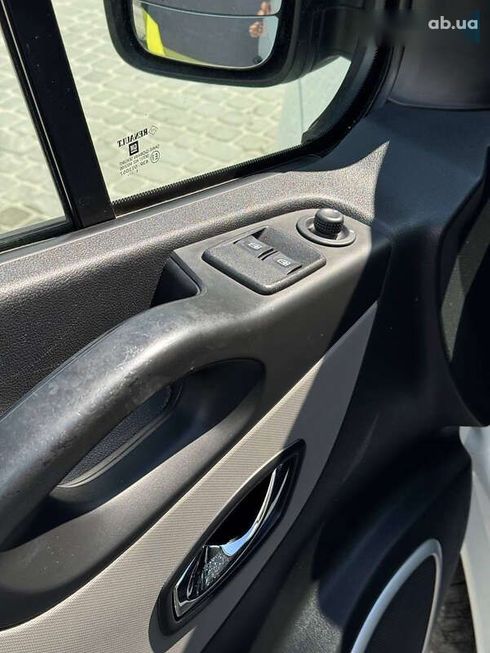Renault Trafic 2015 - фото 5