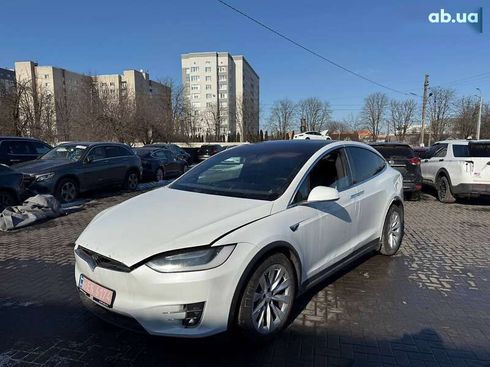 Tesla Model X 2018 - фото 4