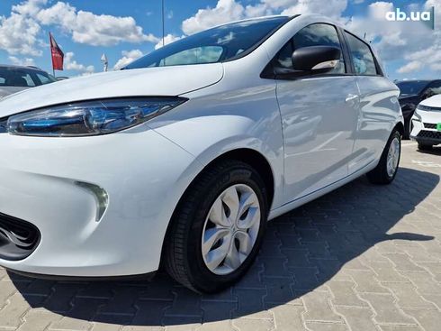 Renault Zoe 2019 - фото 2