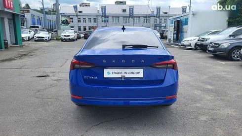 Skoda Octavia 2020 - фото 23