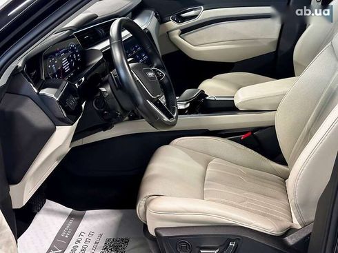Audi E-Tron 2021 - фото 22