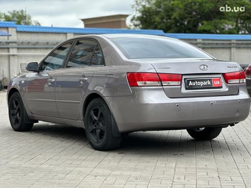 Hyundai Sonata 2006 серый - фото 6