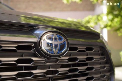 Toyota RAV4 2021 - фото 4