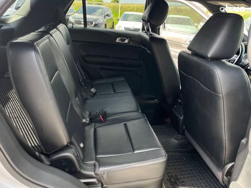 Ford Explorer 2017 серый - фото 25