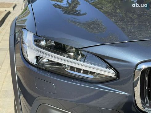 Volvo V90 Cross Country 2020 - фото 26