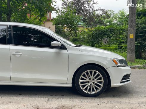Volkswagen Jetta 2016 белый - фото 4