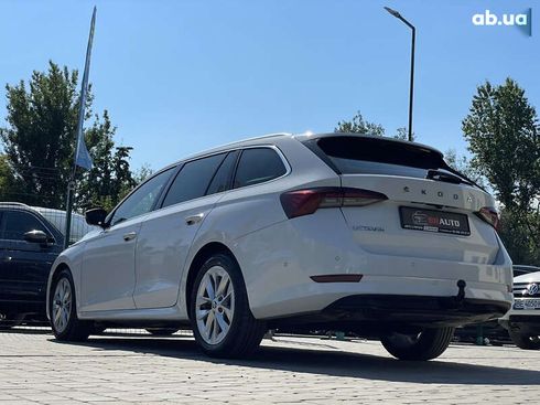 Skoda Octavia 2020 - фото 21