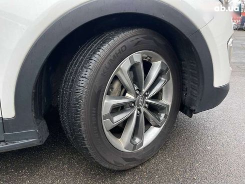 Hyundai Grand Santa Fe 2015 - фото 11
