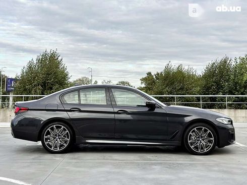 BMW 5 серия 2021 - фото 6