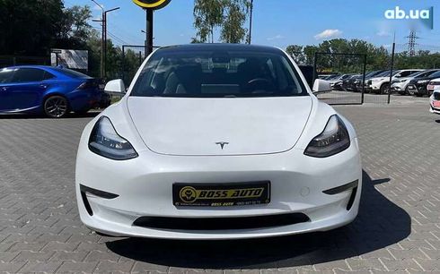 Tesla Model 3 2020 - фото 2