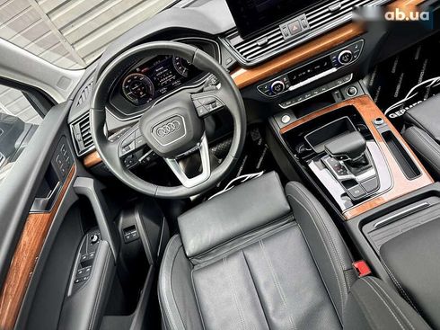 Audi Q5 2021 - фото 16