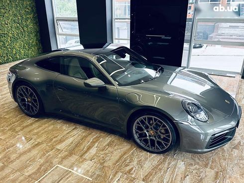Porsche 911 2019 - фото 6