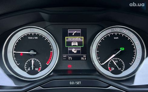 Skoda Superb 2020 - фото 24