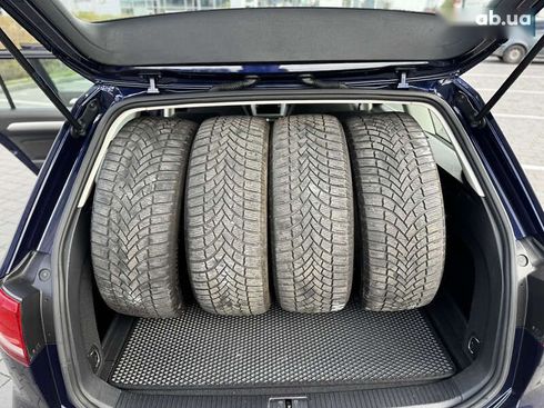Volkswagen Passat 2019 - фото 23