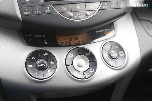 Toyota RAV4 2006 - фото 19