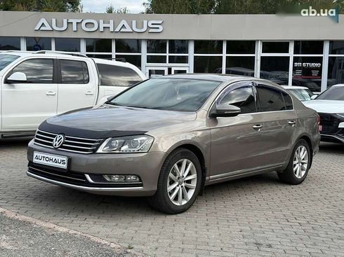 Volkswagen Passat 2011 - фото 3