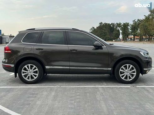 Volkswagen Touareg 2016 - фото 13