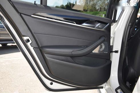 BMW M5 2022 - фото 30