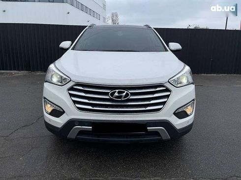 Hyundai Grand Santa Fe 2015 - фото 3