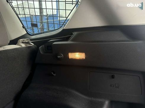 Ford Escape 2014 - фото 29
